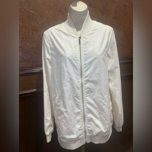 NWT OVERSIZED SIZE M Chic White Women's Bomber Jacket